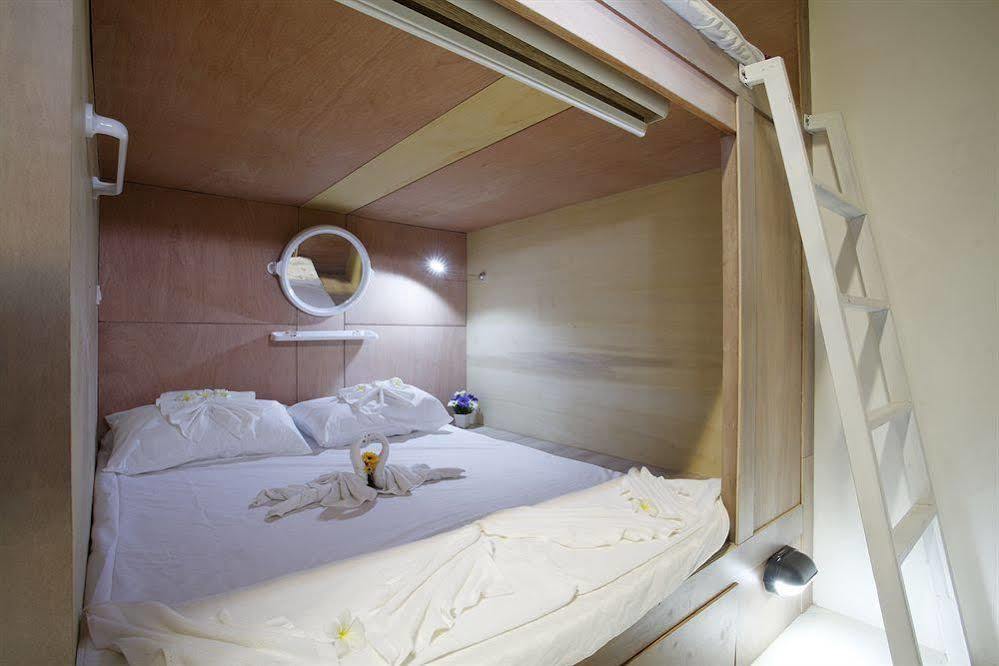Capsule Hostel Patong Ngoại thất bức ảnh