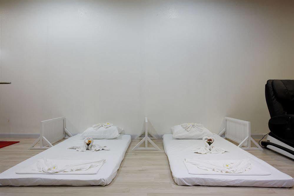 Capsule Hostel Patong Ngoại thất bức ảnh