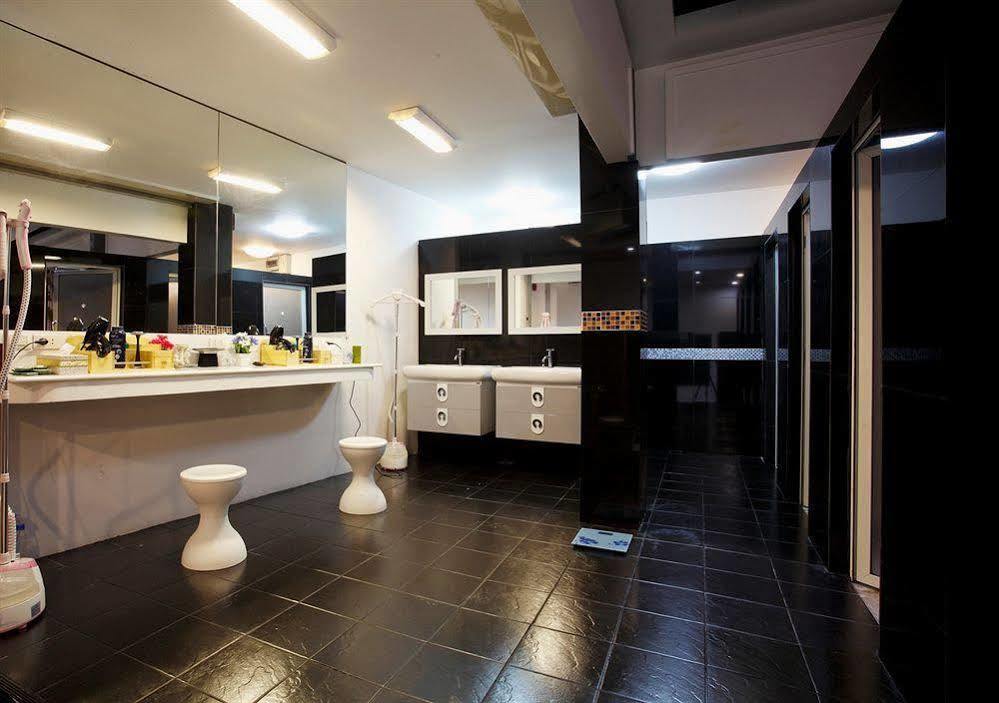 Capsule Hostel Patong Ngoại thất bức ảnh